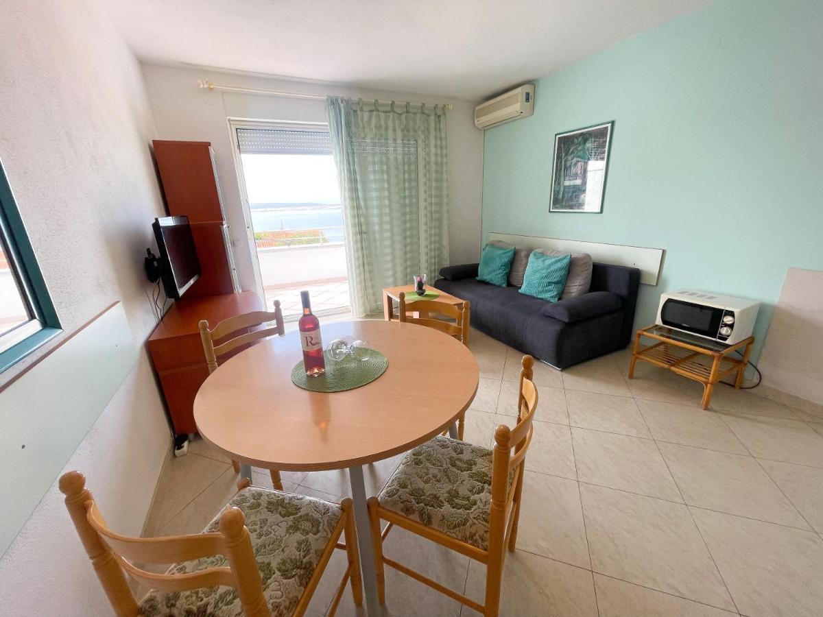 Apartmani Toni Dramalj Exteriör bild