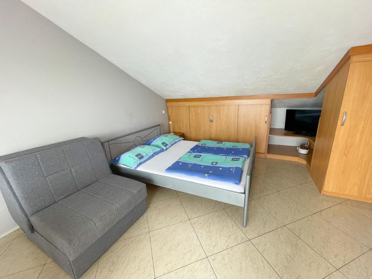 Apartmani Toni Dramalj Exteriör bild