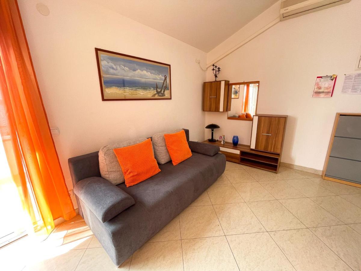 Apartmani Toni Dramalj Exteriör bild