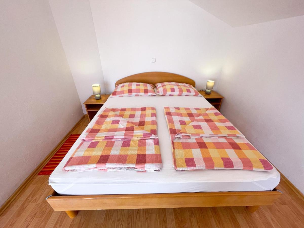 Apartmani Toni Dramalj Exteriör bild